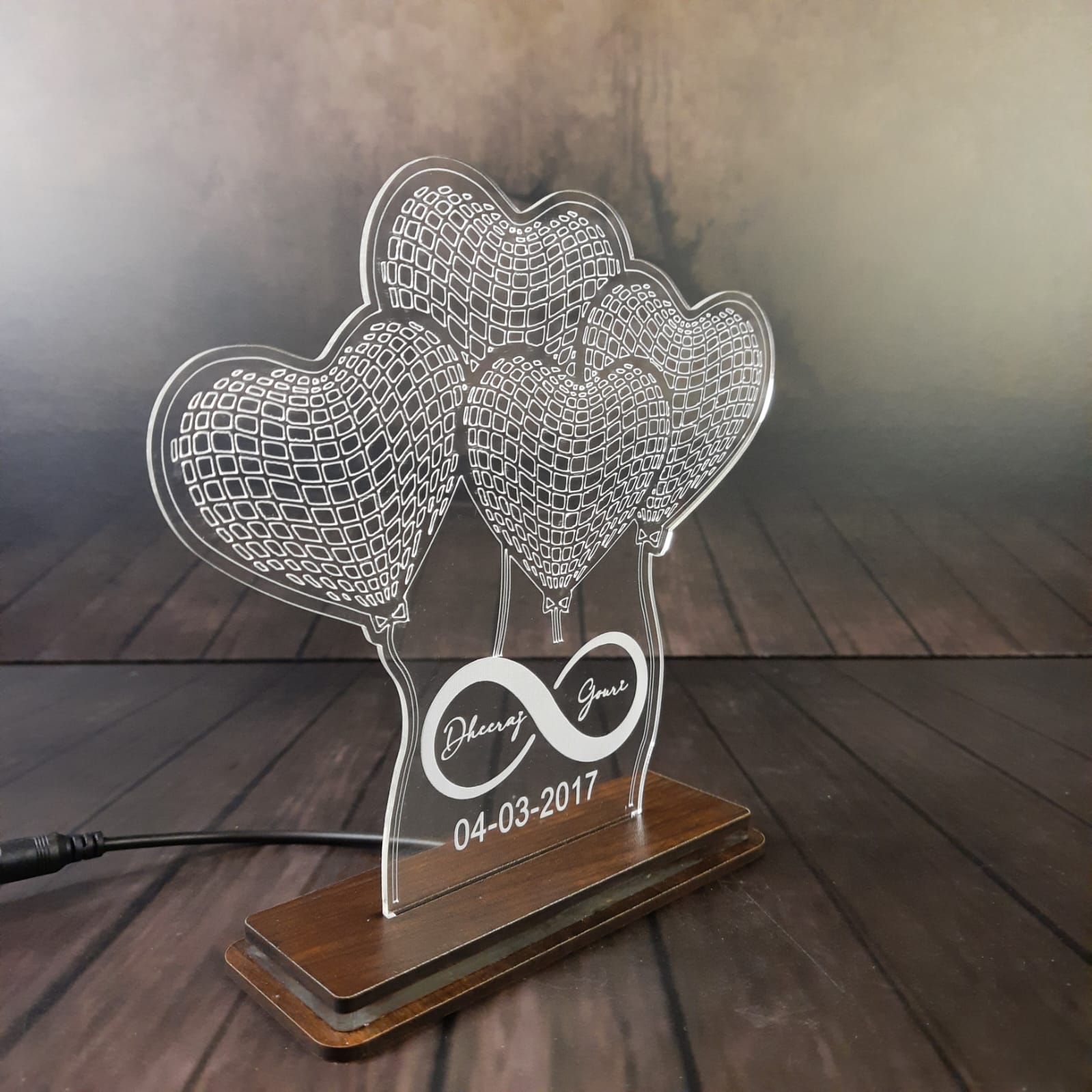 LED FRAME COUPLE HEART BALLOONS - Image 6