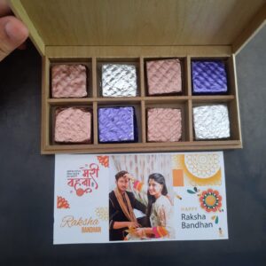 CHOCOLATE BOX 8 PCS DESIGN 2