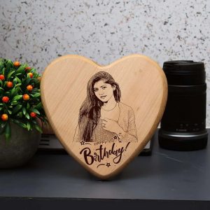 WOODEN PLAQUE 7x7 HEART