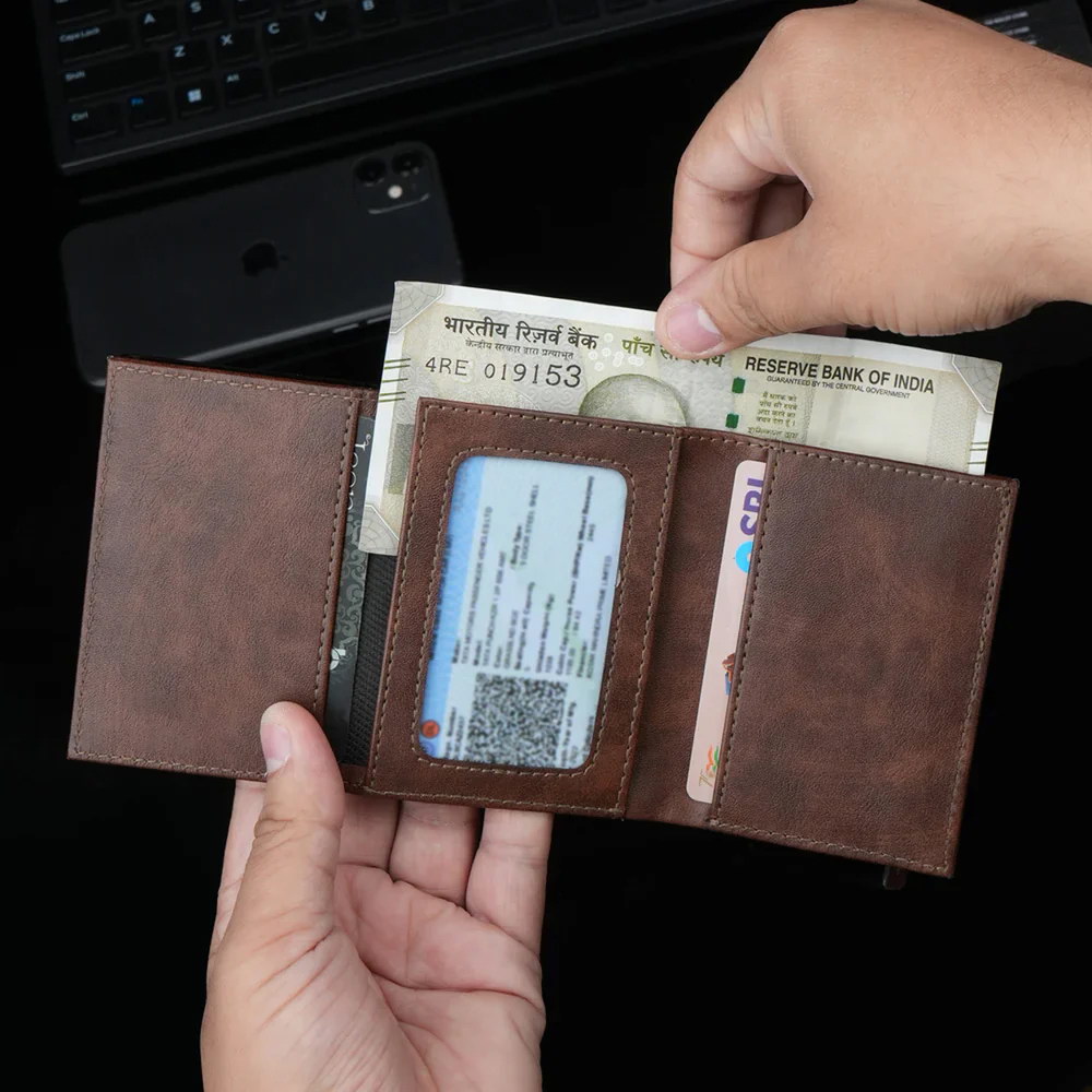 DEFENDER CARD HOLDER BROWN - Image 2